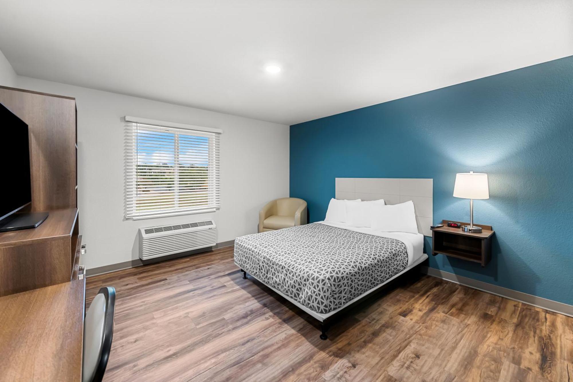 Woodspring Suites Kansas City Airport Exterior foto